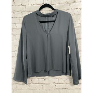 Olivaceous Woman’s blouse size large